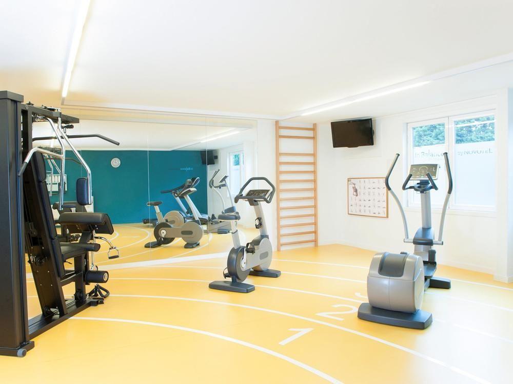 Novotel Manchester West Уорсли Экстерьер фото