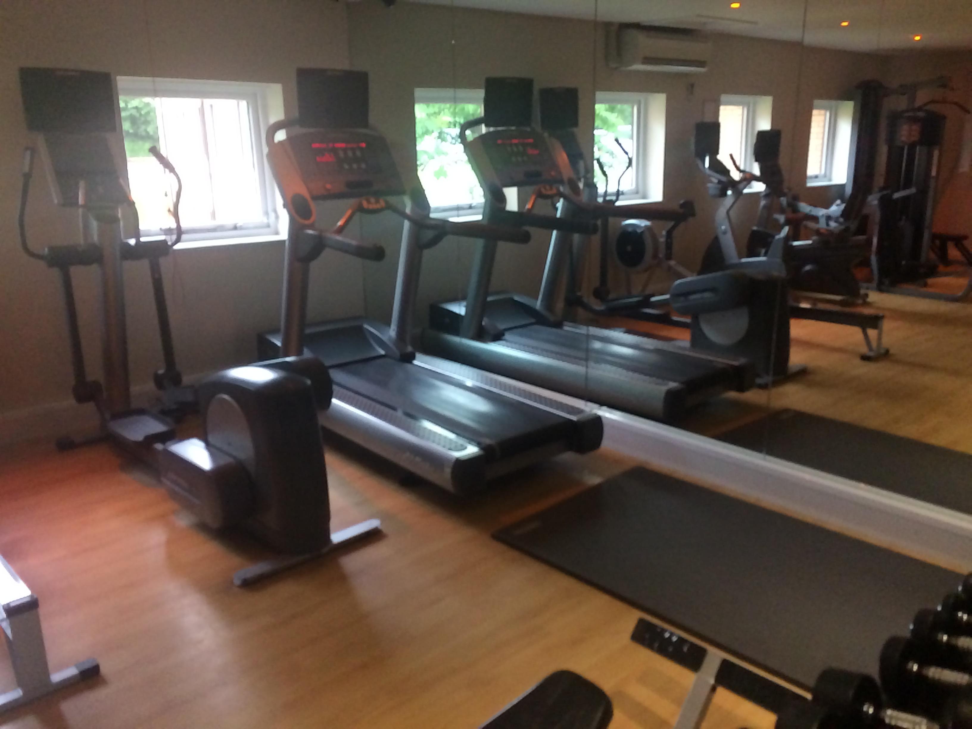 Novotel Manchester West Уорсли Экстерьер фото